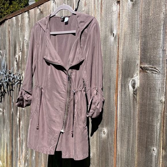 H&M Divided asymmetrical lightweight long zip up hooded trench coat size 6 - Picture 7 of 17
